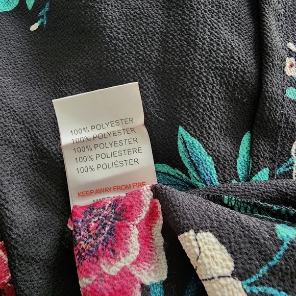 NWT Glam by Glamorous Dress Womens Medium Black Floral Button Wrap Front Mini - Picture 5 of 5